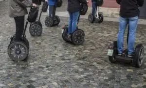 Veşti bune de la Primărie. Se dau trotinete electrice gratis! Care sunt condițiile