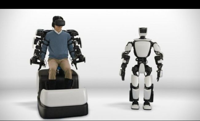 Viitorul, la un pas de realitate! Primul robot controlat wireless, cu ajutorul tehnologiei 5G – VIDEO