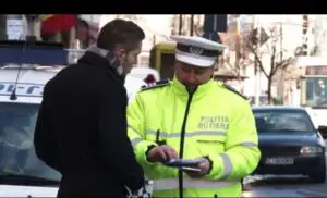 Mare atenție! Toți șoferii care fac asta vor fi amendați: Polițiștii iau atitudine