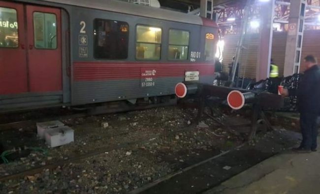 Incident grav în Gara de Nord. Un tren a fost aproape să intre pe peron. Cursa, anulată