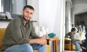 Pro TV a dat lovitura! Dragoș Bucur se întoarce! Ce emisiune va prezenta cunoscutul actor