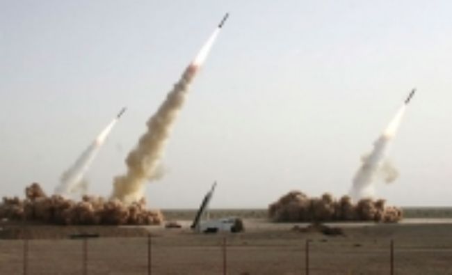 Momentul când două rachete sunt trase din Fâşia Gaza spre regiunea Tel Aviv