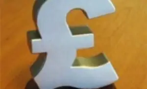 Curs BNR: Lira sterlină a crescut cu 1,48 bani după declanșarea Brexitului