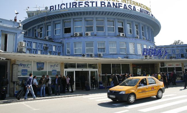 Aeroportul Băneasa ar putea fi redeschis traficului de pasageri