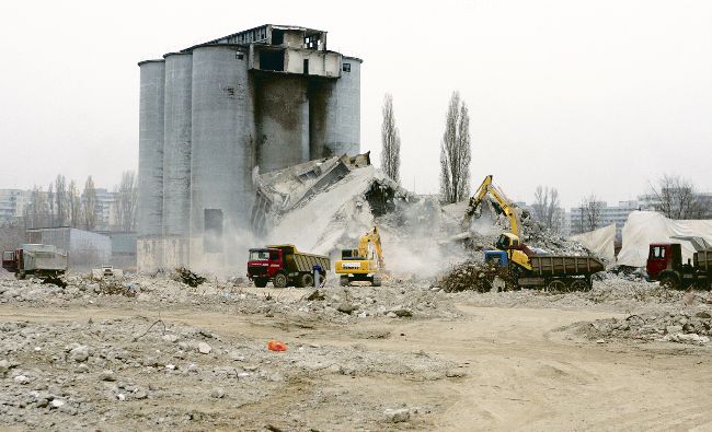 Cum ar putea economisi UE 7,5 miliarde euro anual din construcții și demolări