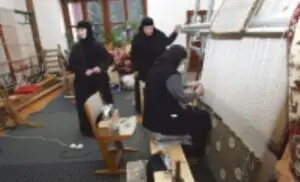 Caz șocant! Călugărițe care fură și joacă la pariuri. Povestea este incredibilă