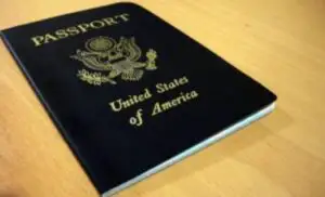 Parlamentul European: Cetățenii americani să călătorească în țările UE cu VIZE
