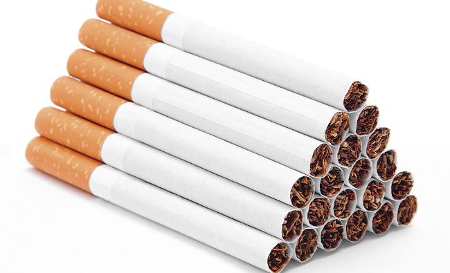 Piaţa neagră a ţigaretelor a scăzut în luna mai la 15,1%