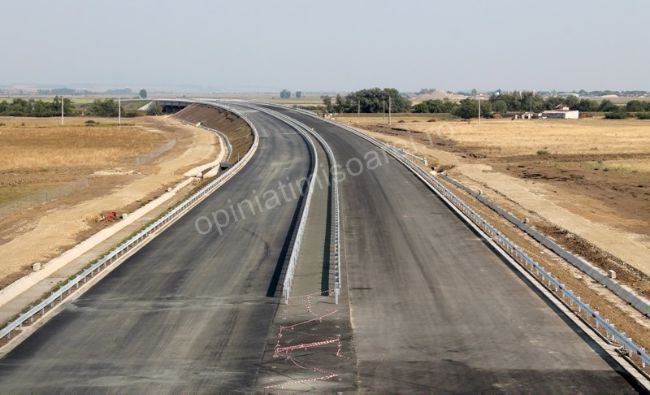 Ministrul Transporturilor spune că proiectul autostrăzii Târgu Mureş- Iaşi – Ungheni va fi reactivat