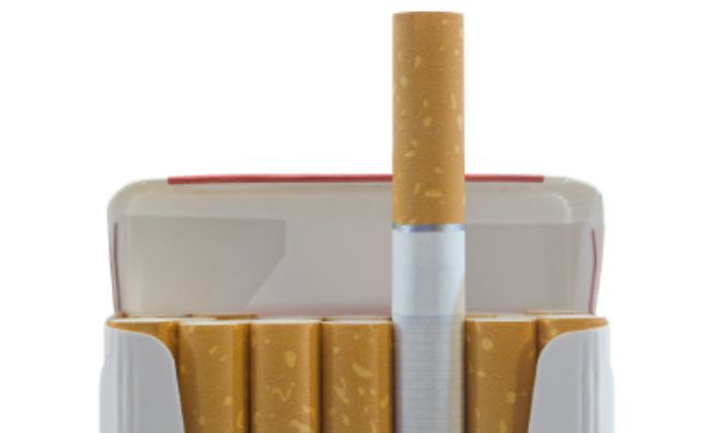 Proiectul ce transpune Directiva europeană privind produsele din tutun, adoptat pe articole; vot final marţi