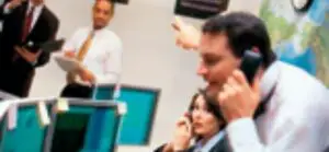 Evoluţii financiar-bancare şi bursiere