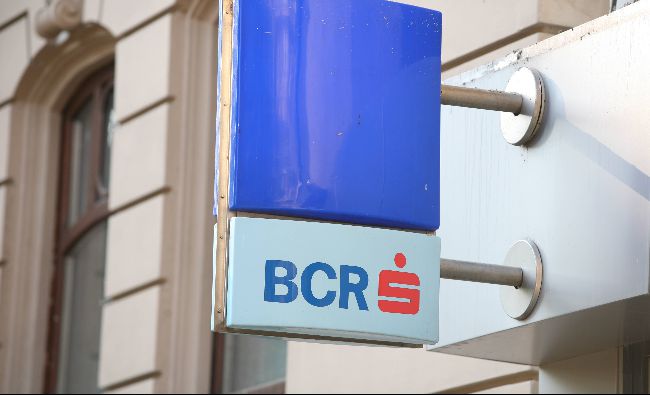 BCR a afişat pentru 2016 un profit net în creştere la 1,045 miliarde de lei