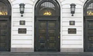 Rezervele valutare ale BNR au scăzut cu 2,56%, la 33,06 miliarde euro