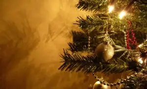 Câți bani alocă românii în perioada sărbătorilor de iarnă