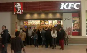 A apărut cel mai mare grup de restaurante din România, cu 100 de unități