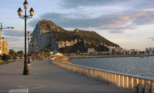 CEJ: Gibraltar şi Marea Britanie formează o singură entitate într-o dispută fiscală