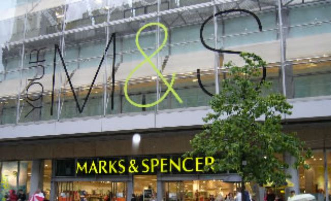 Marks & Spencer închide toate magazinele din România
