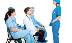 Peste jumătate din medicii bucureșteni suferă de stres profesional sau personal
