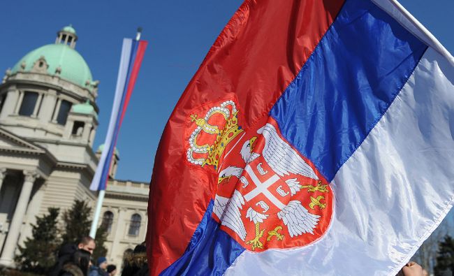 Serbia are parte de manifestații pașnice. Oamenii nu sunt mulțumiți de cum se gestionează criza coronavirus