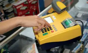 Guvern: Măsuri suplimentare pentru respectarea drepturilor salariaţilor detaşaţi în cadrul prestării de servicii în state membre UE
