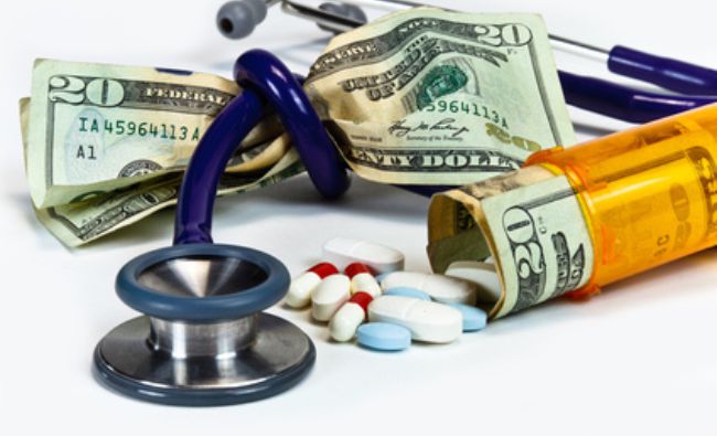 Statul va deconta medicamente care pot costa mii de euro. Asta se întâmplă deja în majoritatea ţărilor europene
