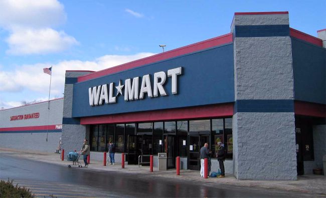 Planul Walmart de a fura tinerii clienți de la Amazon