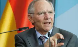 Wolfgang Schauble: Îndatorarea României, de sub 40% din PIB, nu trebuie pusă în pericol