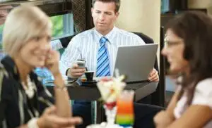 Peste 55 miliarde de euro, cifra de afaceri a companiilor cu capital străin în România