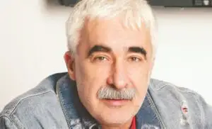 Adrian Sârbu: Ţară orfană, popor deprimat! Iohannis te-a dat securiştilor…