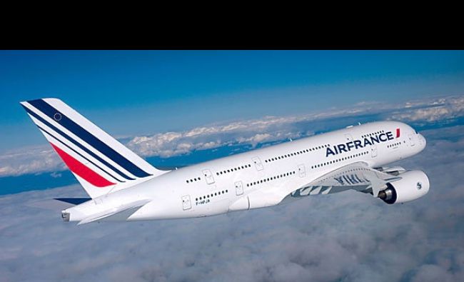 Un sfert din zborurile Air France anulate vineri din cauza grevei personalului