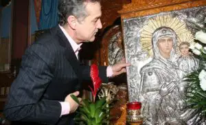 EXCLUSIV! Câți bani a donat Becali bisericilor, în 2016