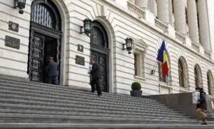 Curs BNR: Leul începe săptămâna în scădere