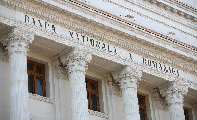 Rezervele valutare ale BNR au crescut în februarie la 35 mld. euro