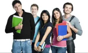 Telekom oferă zece burse în valoare de 112.500 lei studenţilor emeriţi