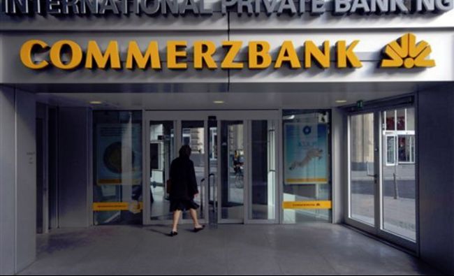 Commerzbank ar putea concedia 9.000 de angajaţi