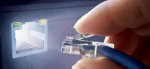 Proiectul RO-NET va fi împărţit în două faze, pe fondul întârzierilor la autorizarea lucrărilor la reţelele de internet de mare viteză