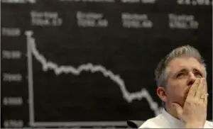 Noi avertismente ale specialiștilor privind o criză globală. Se intră într-o nouă era cu avans PIB anemic
