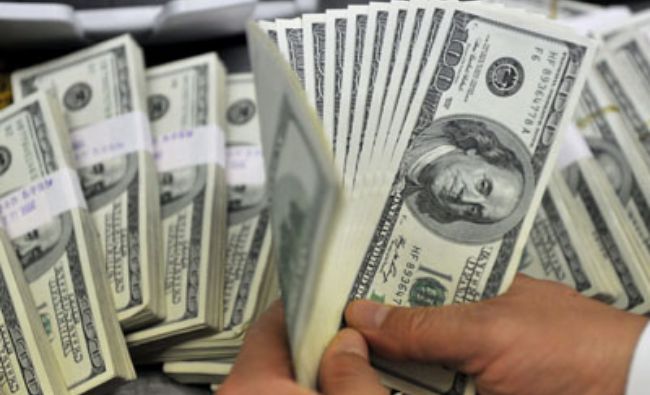 Curs BNR: Cel mai slab dolar din ultimele două luni