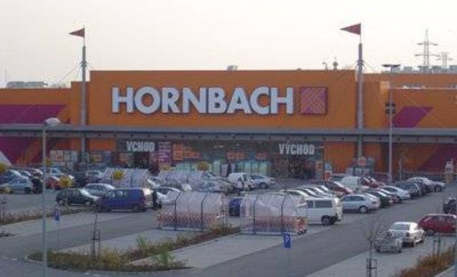 Hornbach își condolidează afacerile
