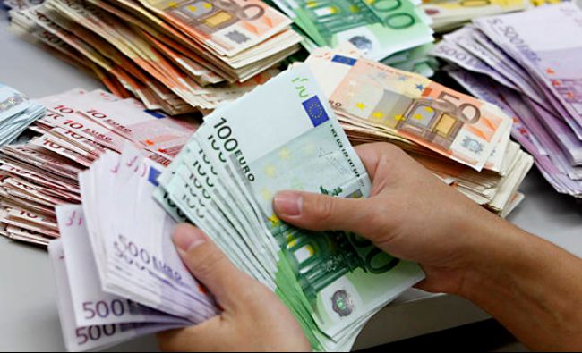 E cutremur valutar! Euro, aproape de un nou maxim istoric: Toate valutele, în creștere