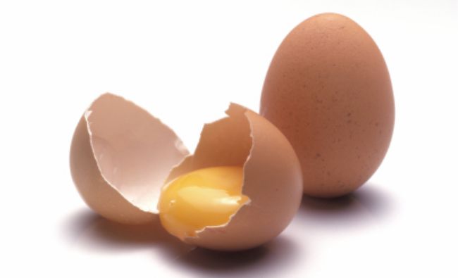 Scandalul ouălor contaminate cu insecticid, oportunitate pentru rivalii olandezilor