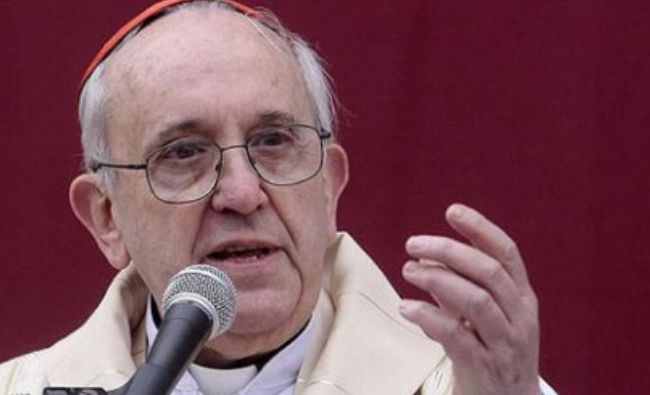 Avertismentul Papei Francisc în privința SMS-urilor: „Sunt începutul războiului”