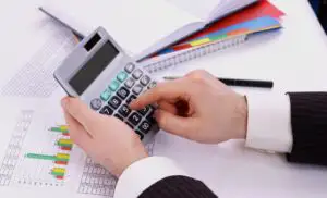 Multe locuri de muncă ar putea dispărea în urma automatizării