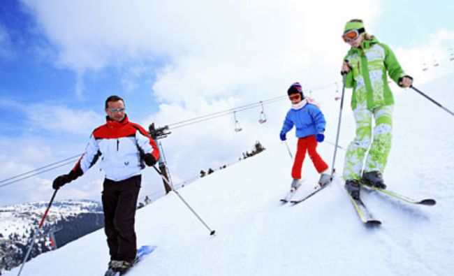 Care sunt cele mai populare destinaţii de schi căutate online de români