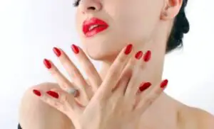 L’Oreal România investește în creșterea traficului de clienți în saloanele profesionale de îngrijire