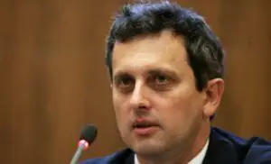 Lazea, BNR: Cu o mentalitate de tipul ”Meşterul Manole”, nu avem ce căuta în zona euro