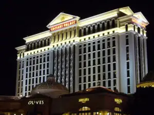 Caesars va deschide un complex de lux în China