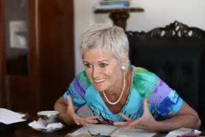 Monica Tatoiu îşi vinde vila de un milion euro din Bucureşti pentru a-şi cumpăra alta în Franţa