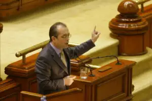 Boc: Stimulentele se vor acorda bugetarilor pe bază de performanţă