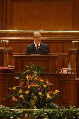 Preşedintele Băsescu cere Senatului să adopte rapid Legea pensiilor